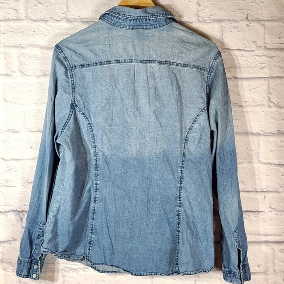 Torrid Chambray Western Pearl Snap Women's Size Large 0 Blue Chest Pockets Flaw - Picture 4 of 6